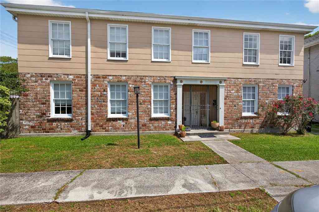 Multifamily For Rent - 7933 Belfast Street #UPPER<br/> New Orleans, LA 70125