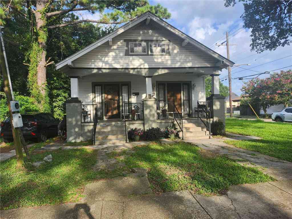 Multifamily For Sale - 3826 28 Franklin Avenue<br/> New Orleans, LA 70122