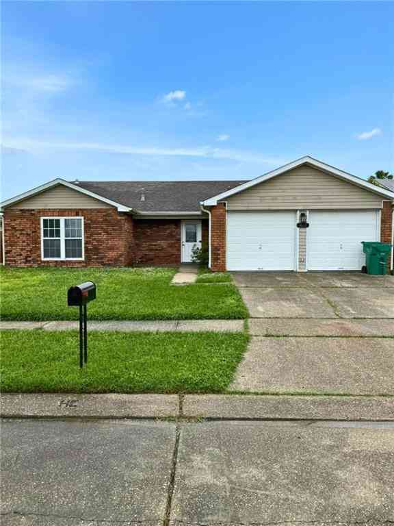 Homes For Rent - 1028 W Kingsway Drive<br/> Gretna, LA 70056