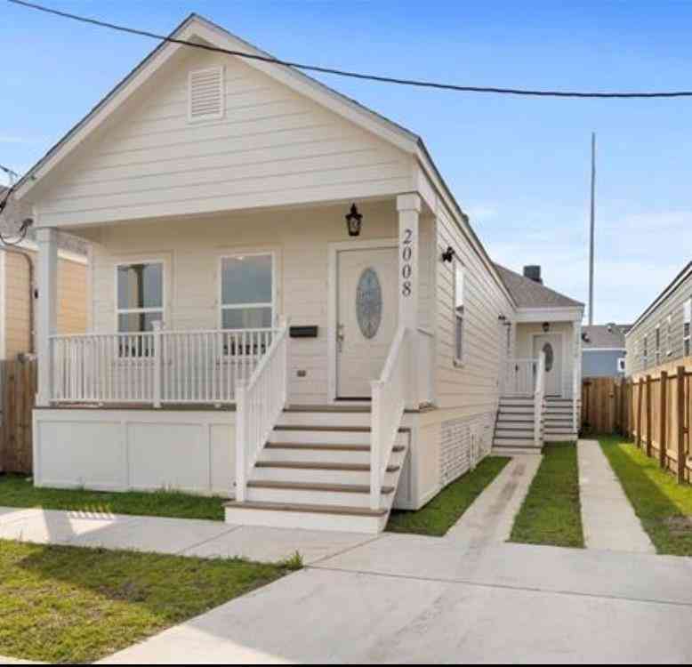 Multifamily For Rent - 2010 Saint Ferdinand Street<br/> New Orleans, LA 70117