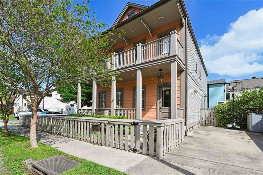 Homes For Sale - 1037 Dante Street<br/> New Orleans, LA 70118