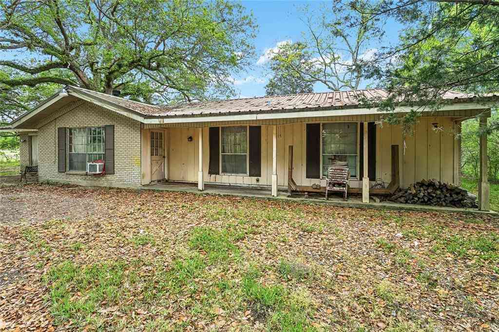 Homes For Sale - 73383 Edgar Kennedy Road<br/> Pearl River, LA 70452