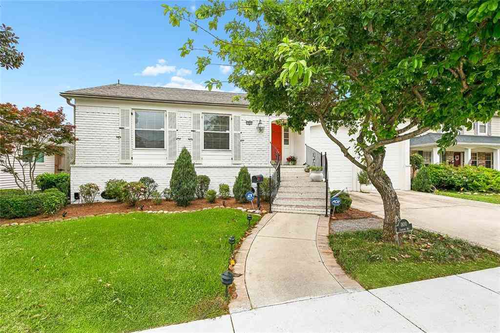 Homes For Sale - 1800 Stanford Avenue<br/> Metairie, LA 70003