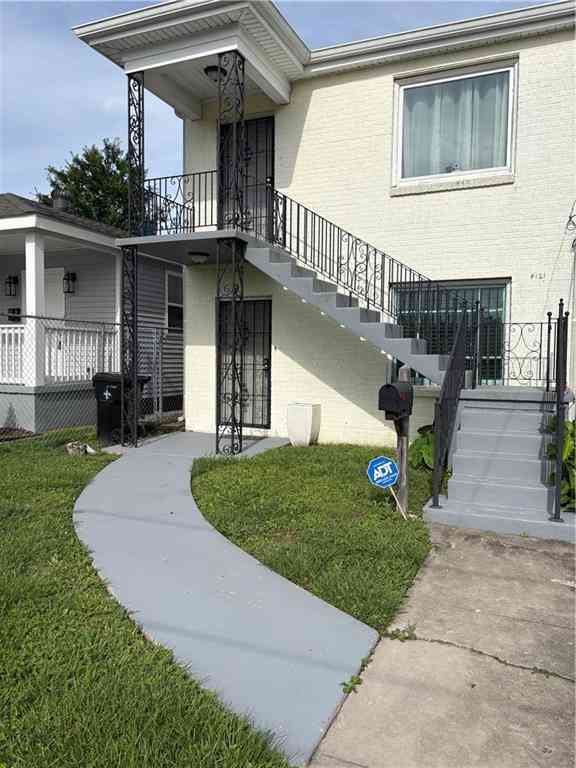Multifamily For Rent - 4121 Duplessis Street #C<br/> New Orleans, LA 70122