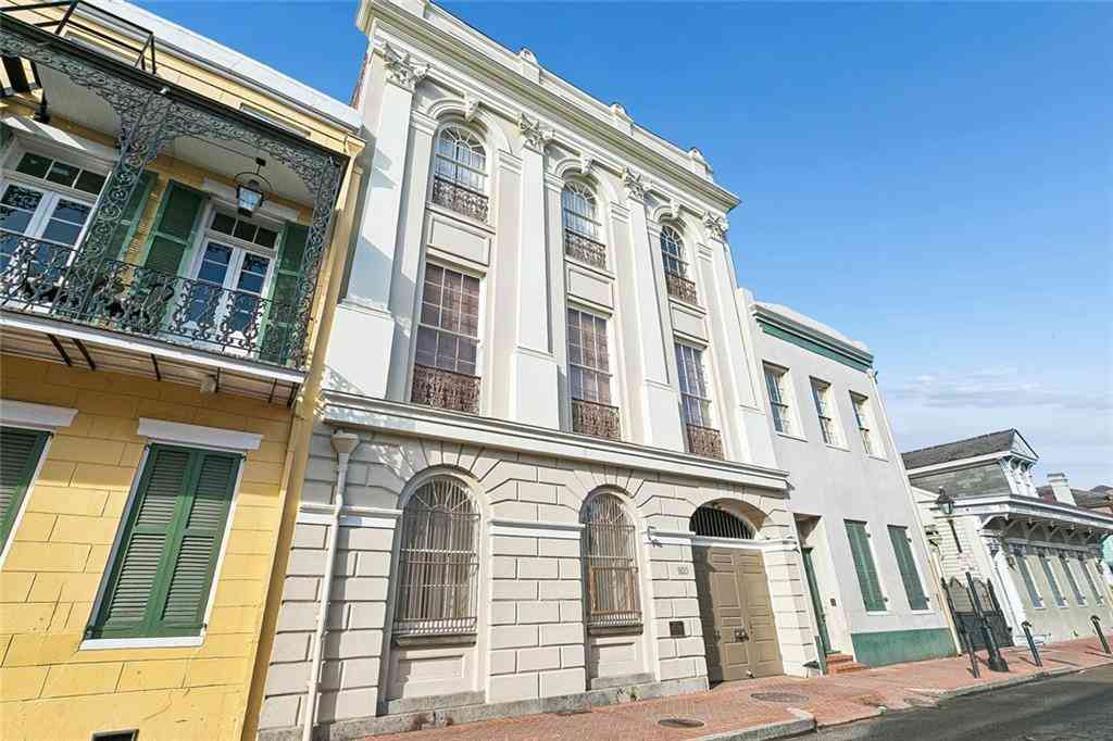 Condo For Sale - 920 St. Louis Street #9<br/> New Orleans, LA 70112
