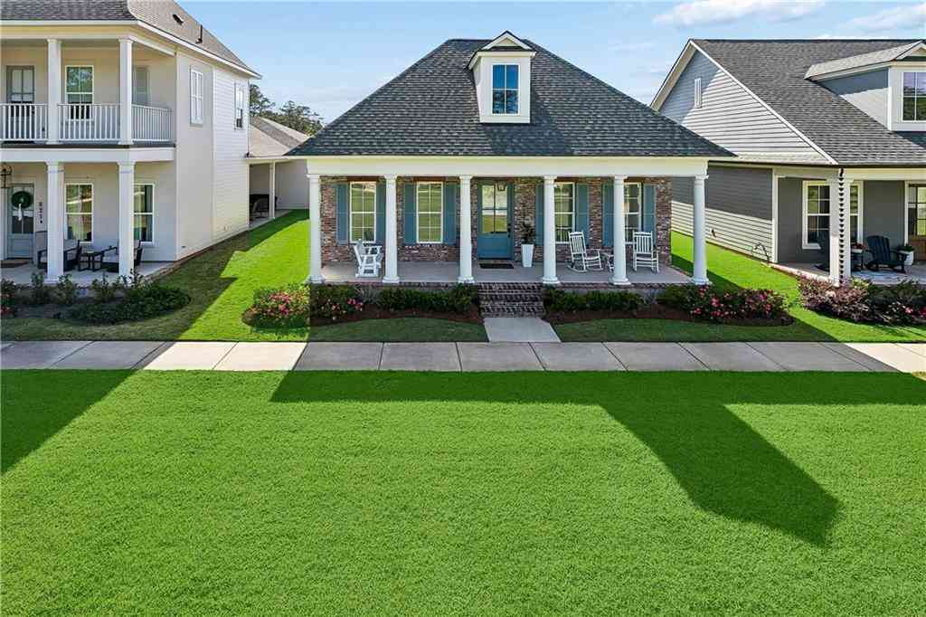 Homes For Sale - 817 Cane Loop Alley<br/> Covington, LA 70433
