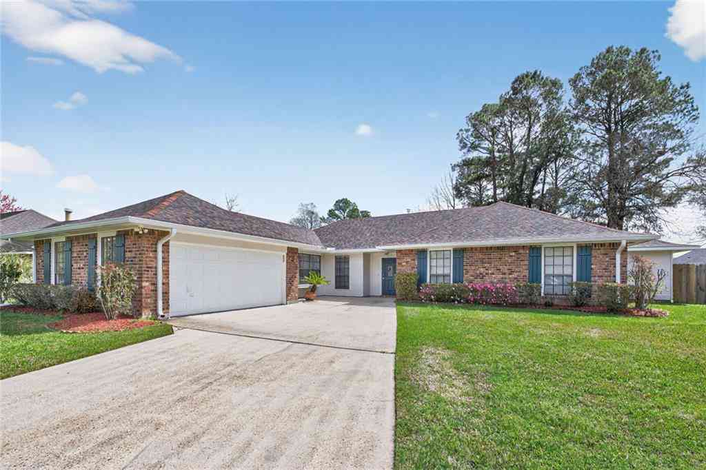 Homes For Sale - 855 Cross Gates Boulevard<br/> Slidell, LA 70461