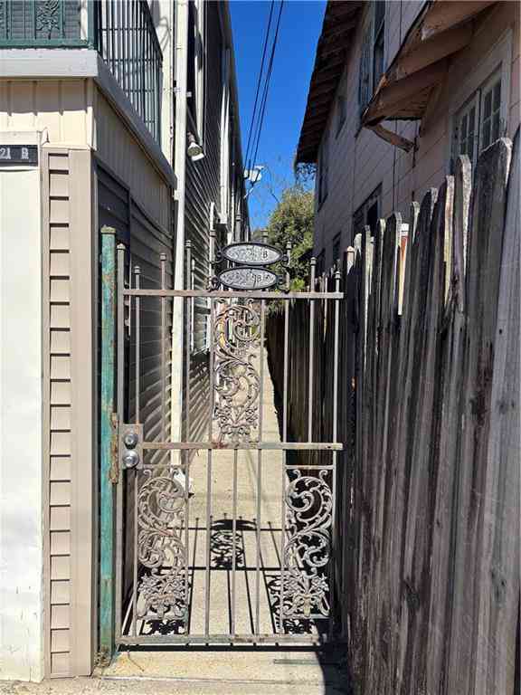 Multifamily For Rent - 8123 Belfast Street<br/> New Orleans, LA 70118