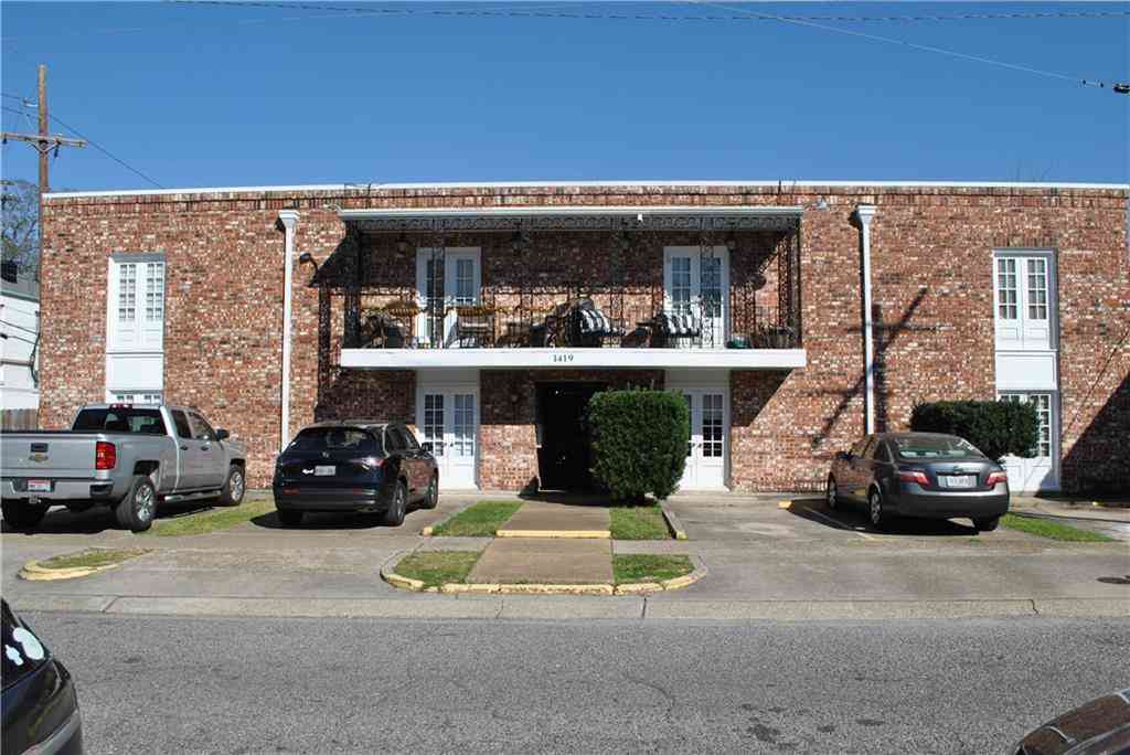 Apartment For Rent - 1419 Milan Street #201<br/> New Orleans, LA 70115