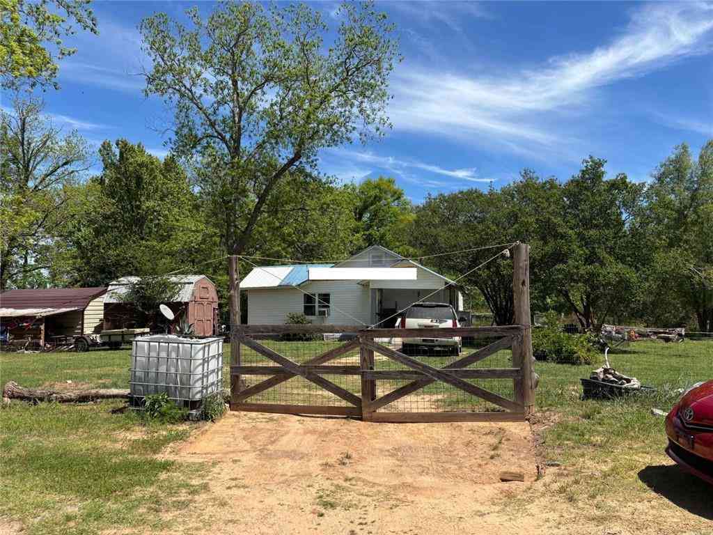 Homes For Sale - 1231 M Cole Road<br/> Effie, LA 71331