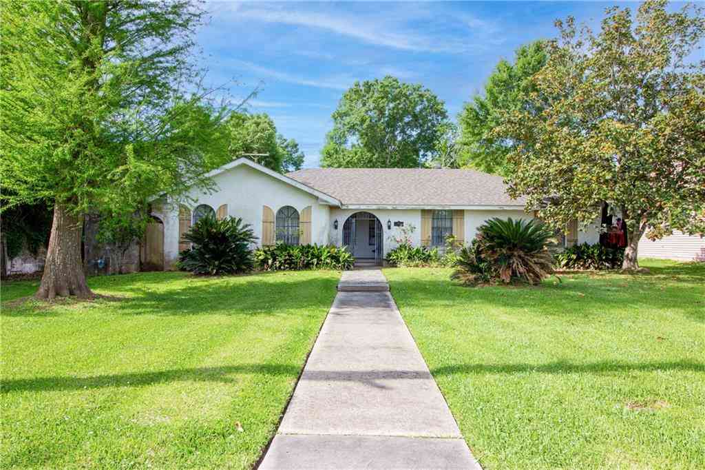 Homes For Sale - 101 Lilac Street<br/> La Place, LA 70068
