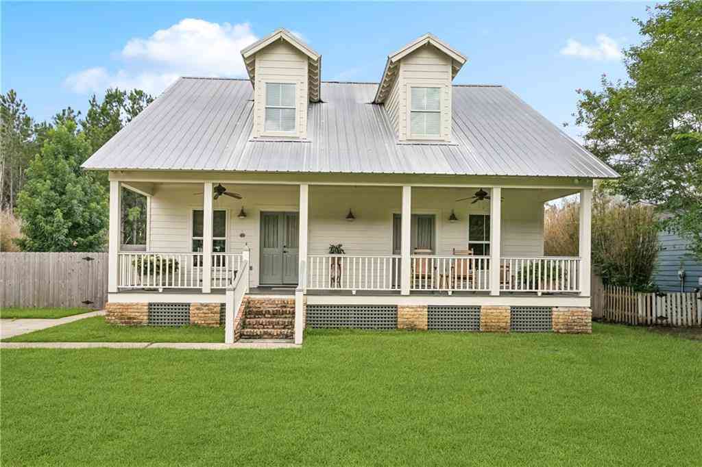 Homes For Rent - 20072 Walden Street<br/> Covington, LA 70435