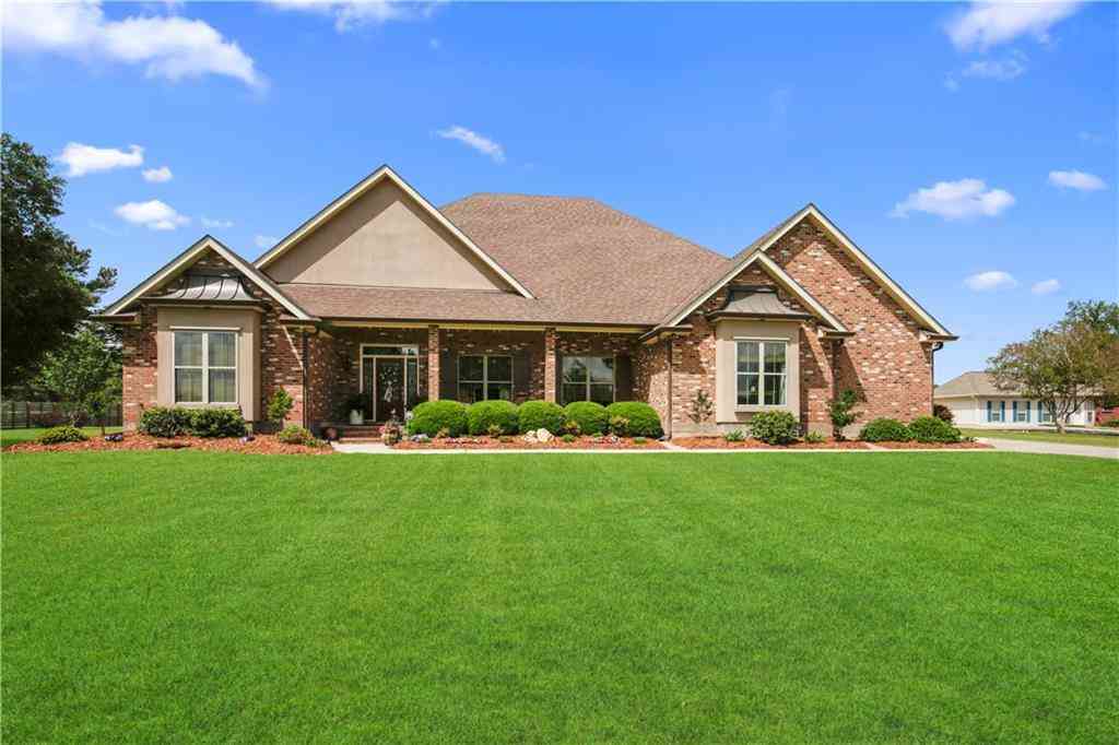 Homes For Sale - 80517 Meadow Lark Loop<br/> Bush, LA 70431