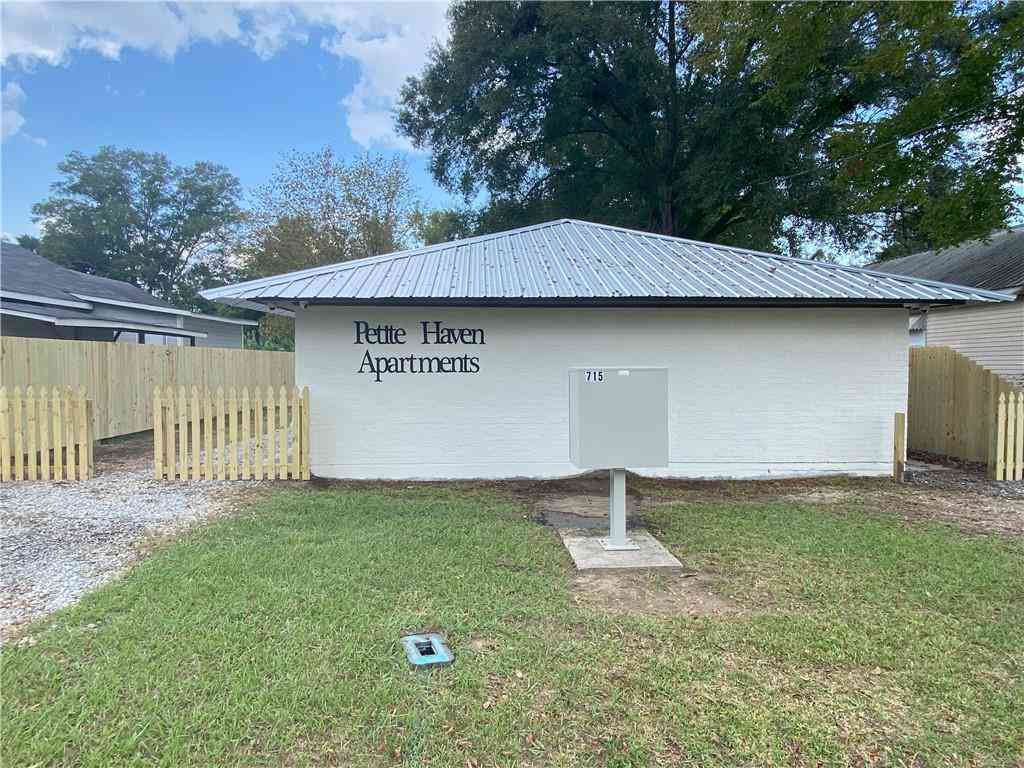 Apartment For Rent - 715 E 6th Street<br/> Bogalusa, LA 70427