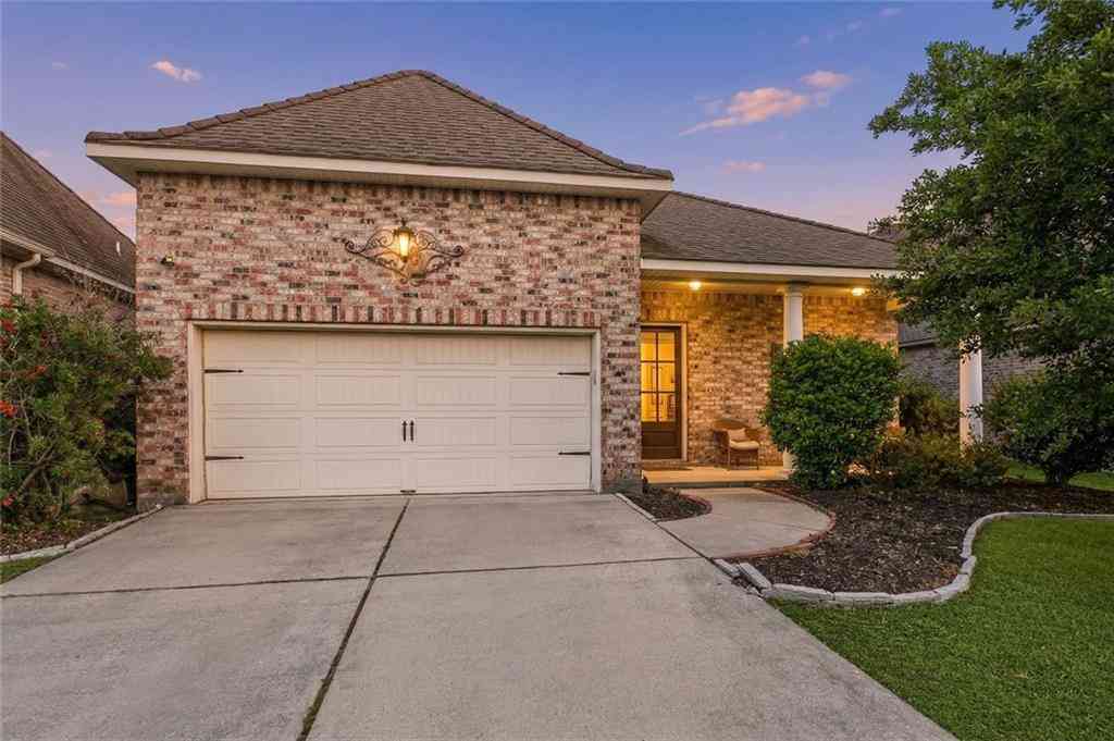 Homes For Sale - 337 Nicklaus Drive<br/> Slidell, LA 70458