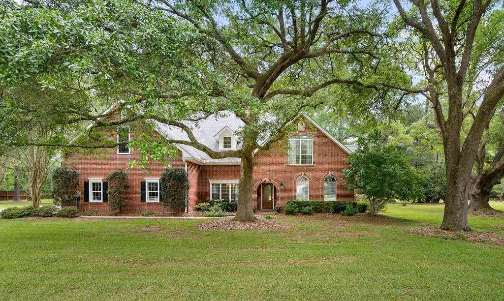Homes For Sale - 17236 St Gertrude Road<br/> Covington, LA 70435