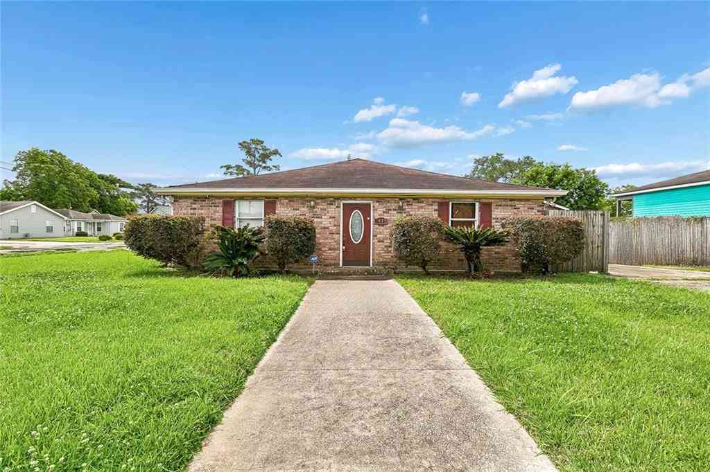Homes For Sale - 5972 Dreux Avenue<br/> New Orleans, LA 70126