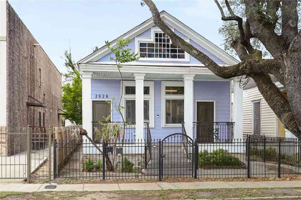Homes For Sale - 2626 Louisiana Avenue<br/> New Orleans, LA 70115