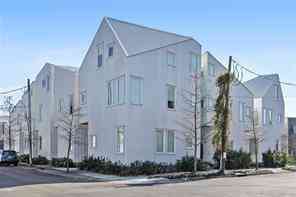 Condo For Rent - 455 9th Street #A<br/> New Orleans, LA 70130