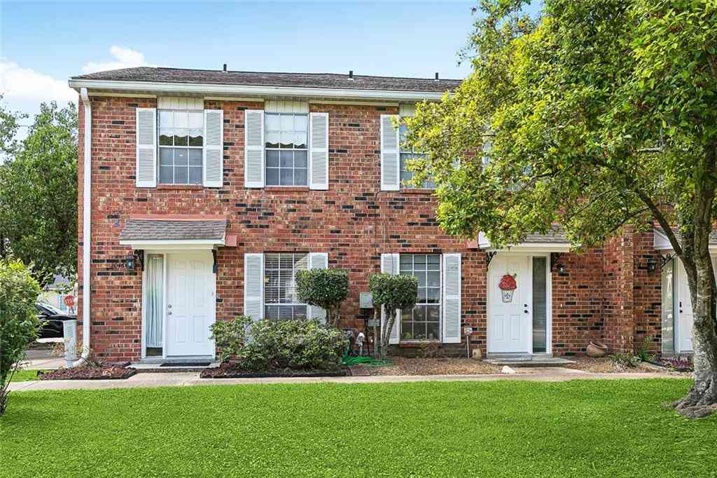 Homes For Sale - 2046 Sawmill Road<br/> River Ridge, LA 70123