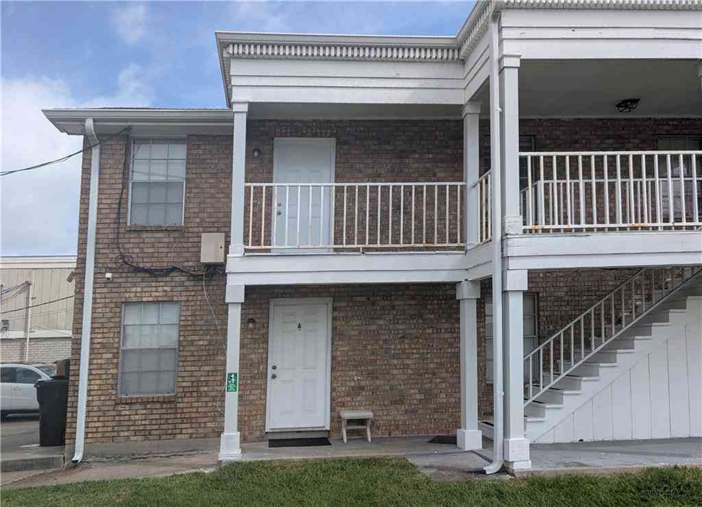 Apartment For Rent - 2129 Pasadena Street #C<br/> Metairie, LA 70001