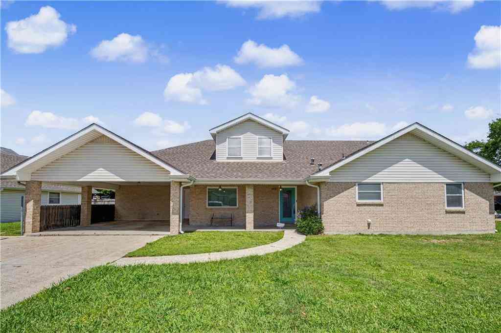 Homes For Sale - 4441 Perkins Street<br/> Metairie, LA 70001