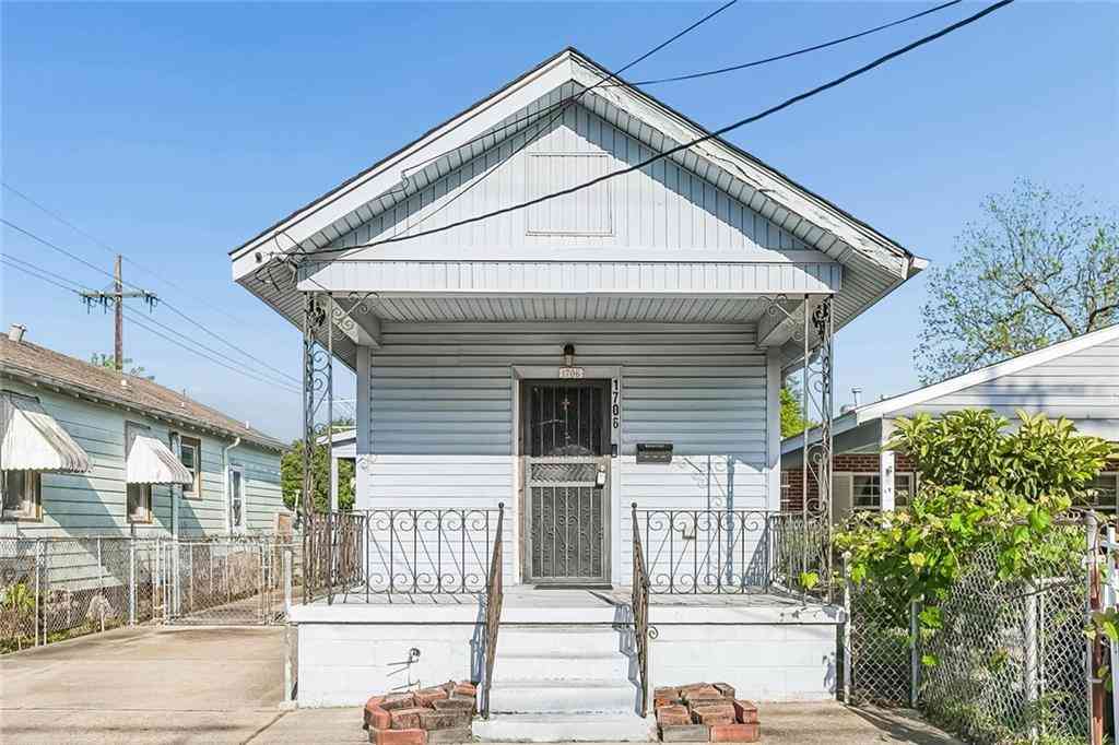 Homes For Sale - 1706 Piety Street<br/> New Orleans, LA 70117