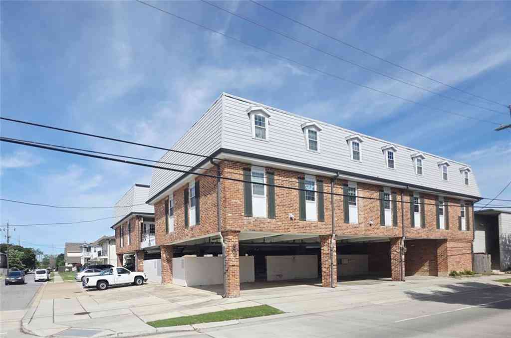 Condo For Rent - 301 Seattle Street #15<br/> New Orleans, LA 70124