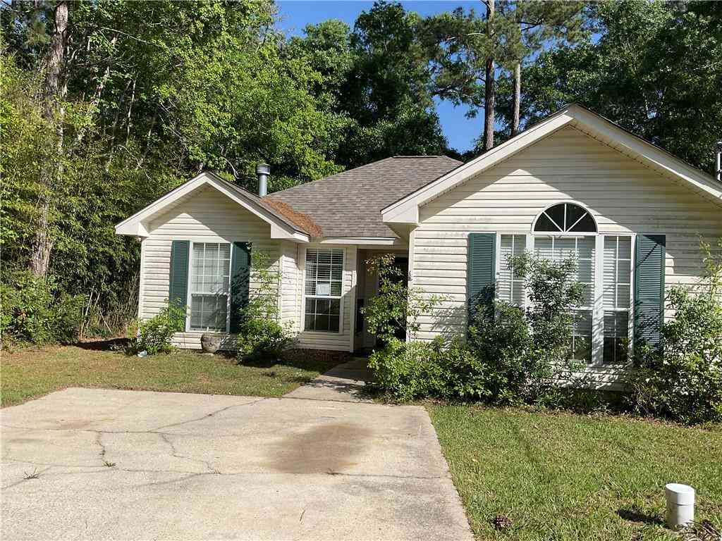 Homes For Sale - 35326 Windsor Drive<br/> Slidell, LA 70460