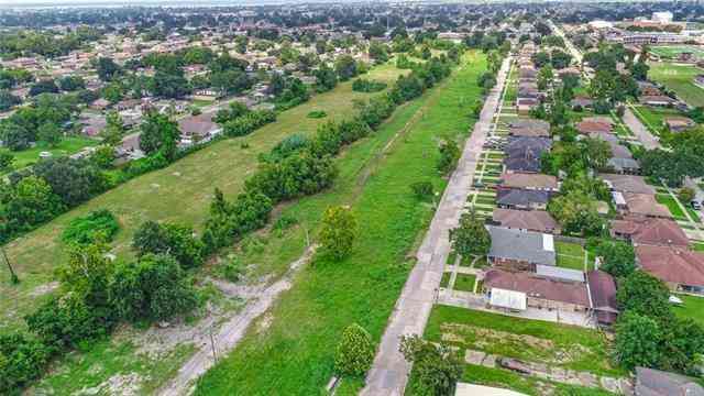 Vacant Land For Sale - 1003 E St. Bernard Highway<br/> Chalmette, LA 70043