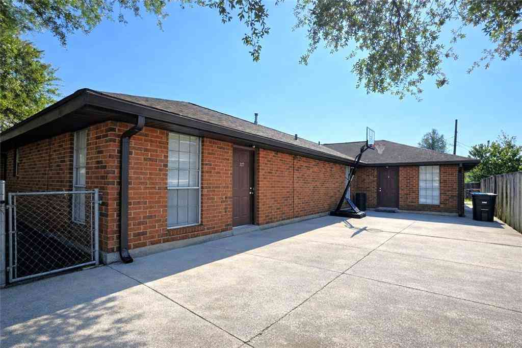 Multifamily For Sale - 117 J (a & B) Street<br/> Belle Chasse, LA 70037