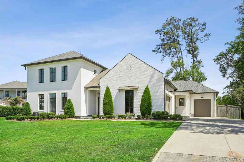 Homes For Sale - 1609 Ox Bow Lane<br/> Covington, LA 70433