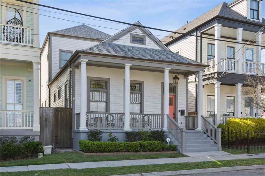 Homes For Sale - 125 Elmira Avenue<br/> New Orleans, LA 70114