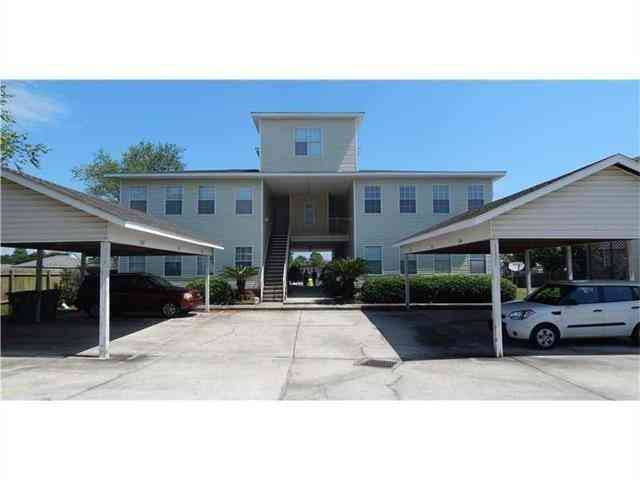 Condo For Rent - 820 Marina Drive #304<br/> Slidell, LA 70458