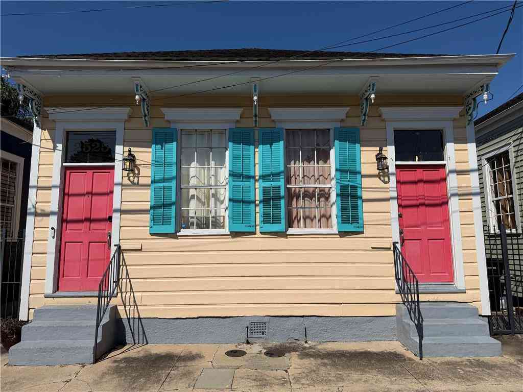 Condo For Sale - 2523 Laurel Street #2523<br/> New Orleans, LA 70130