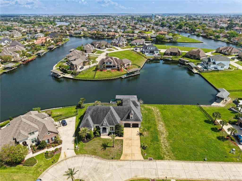 Homes For Sale - 508 Logan Island Court<br/> Slidell, LA 70458