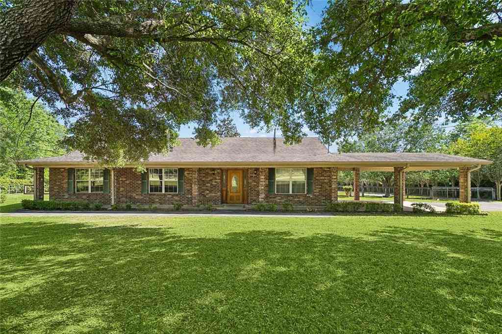 Homes For Sale - 205 Henri Street<br/> Folsom, LA 70437