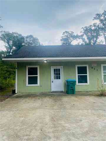 Multifamily For Rent - 907 Natchez Street #A<br/> Hammond, LA 70403