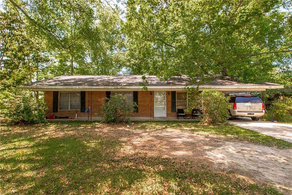 Homes For Sale - 465 S 4th Street<br/> Ponchatoula, LA 70454