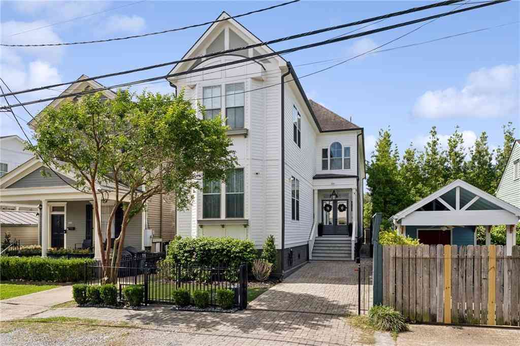 Homes For Sale - 6124 Camp Street<br/> New Orleans, LA 70118