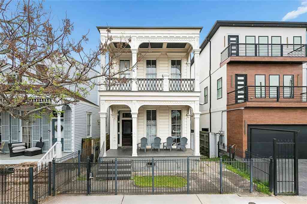Multifamily For Sale - 1426 Carondelet Street<br/> New Orleans, LA 70130