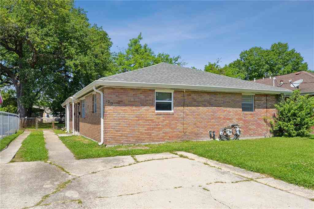 Multifamily For Rent - 1313 Flanders Street<br/> New Orleans, LA 70114