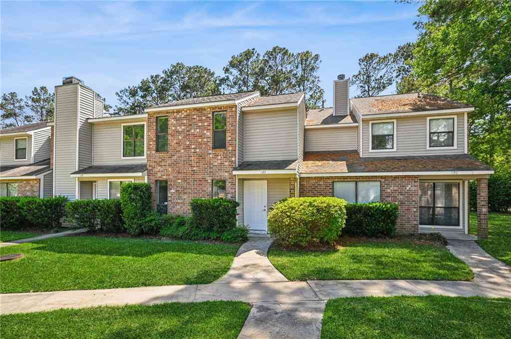 Condo For Sale - 128 W Pineridge Drive #128<br/> Mandeville, LA 70448