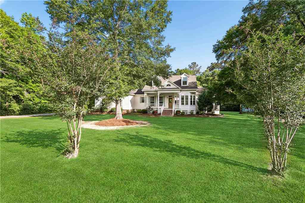 Homes For Sale - 1102 Dale Street<br/> Slidell, LA 70461