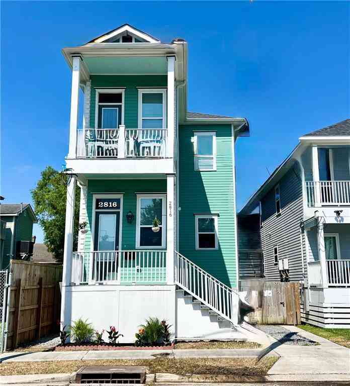 Homes For Sale - 2816 Amelia Street<br/> New Orleans, LA 70115