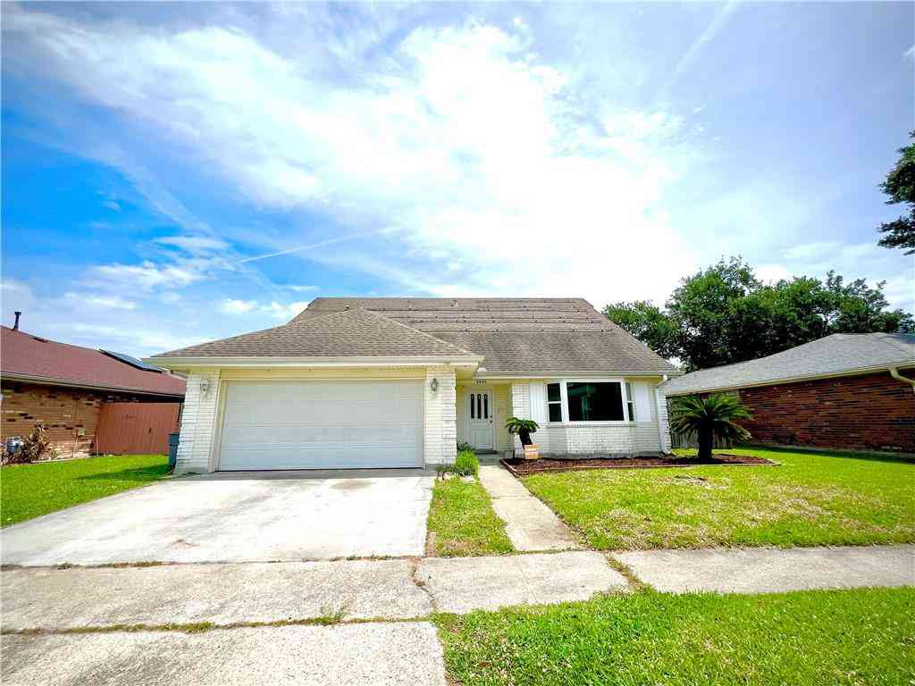 Homes For Rent - 3600 Lake Trail Drive<br/> Kenner, LA 70065