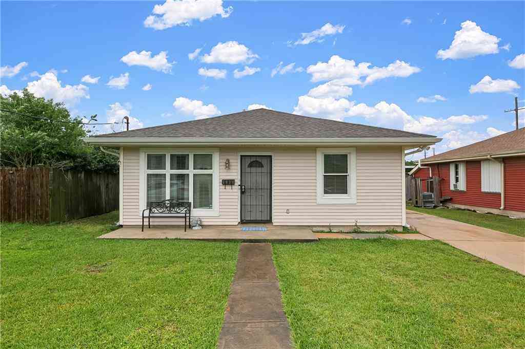 Homes For Sale - 5030 Touro Street<br/> New Orleans, LA 70122