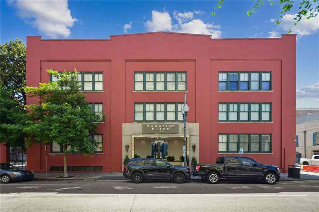 Condo For Sale - 760 Magazine Street #113<br/> New Orleans, LA 70130
