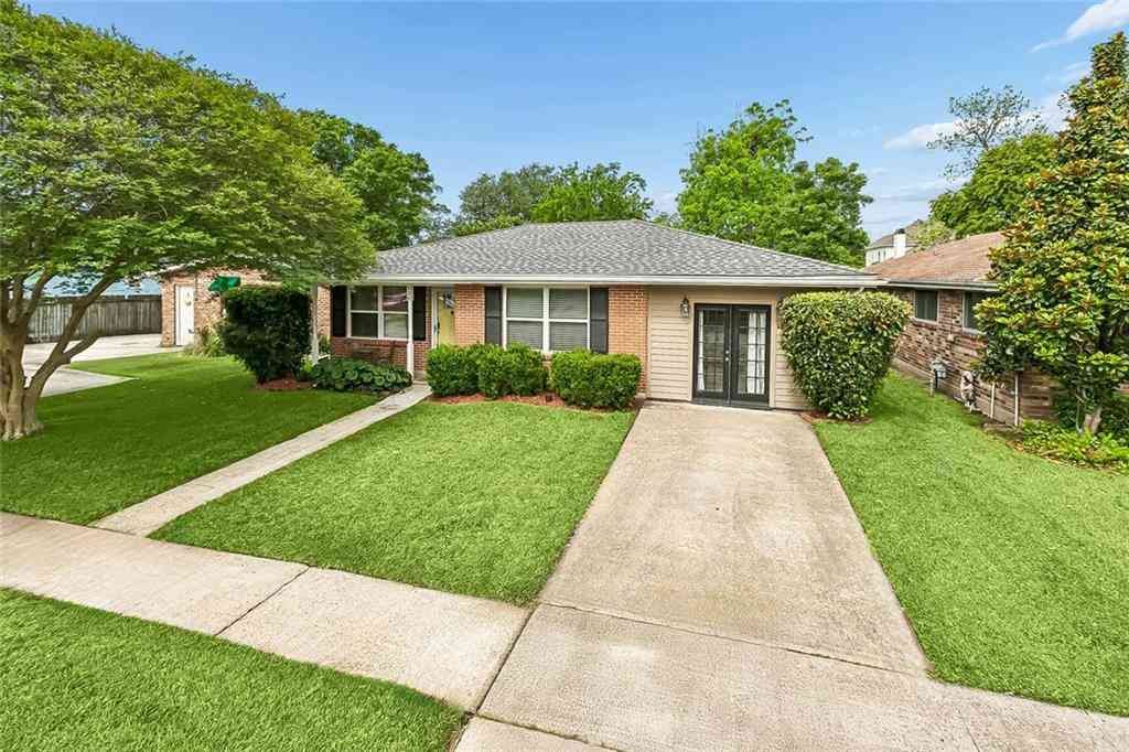 Homes For Sale - 934 Aurora Avenue<br/> Metairie, LA 70005