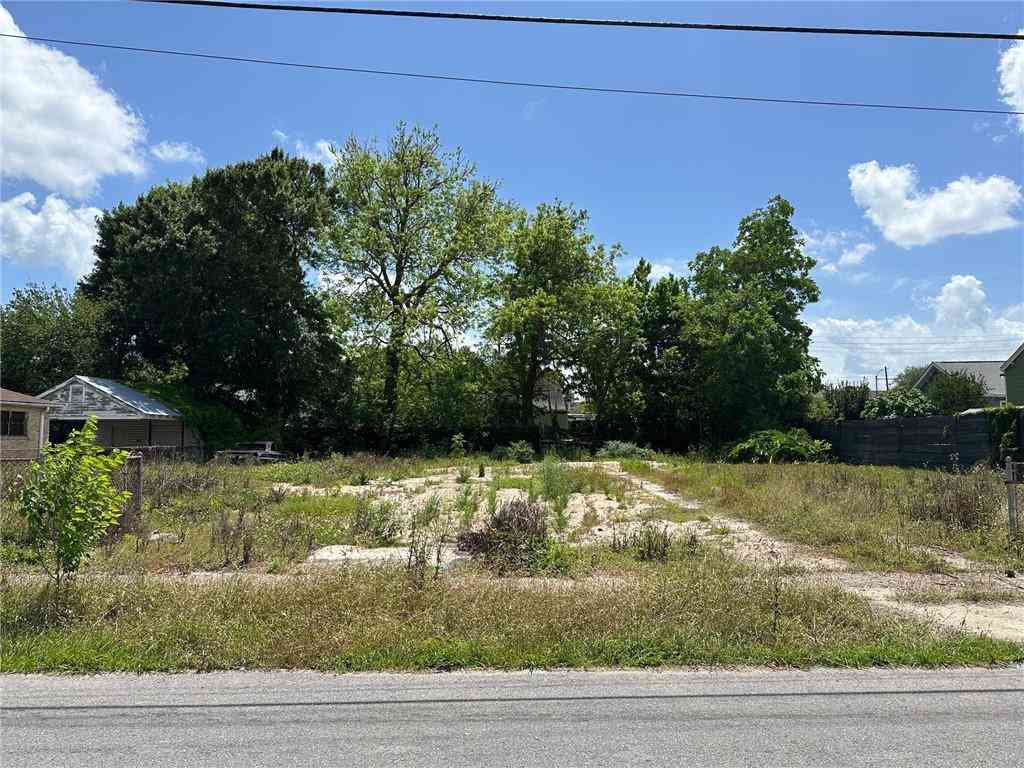 Vacant Land For Sale - 4520 Marais Street<br/> New Orleans, LA 70117